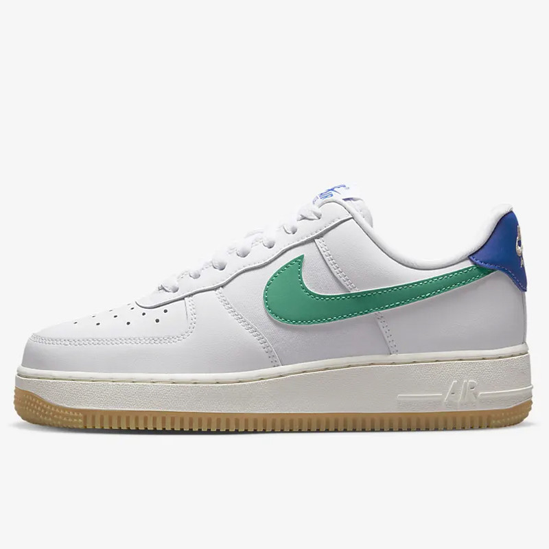 SEPATU SNEAKERS NIKE Wmns Air Force 1 '07