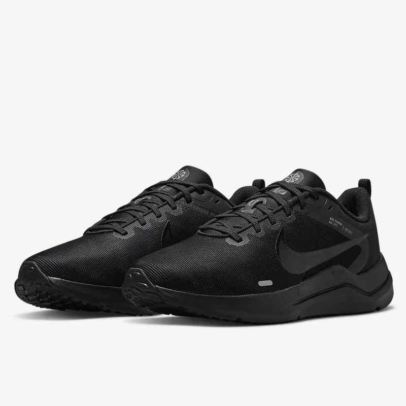 SEPATU LARI NIKE Downshifter 12