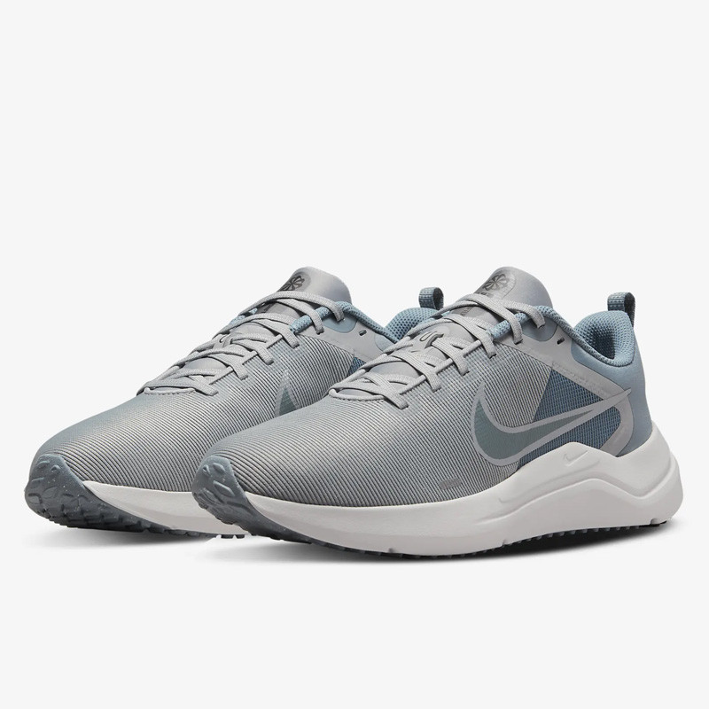 SEPATU LARI NIKE Downshifter 12