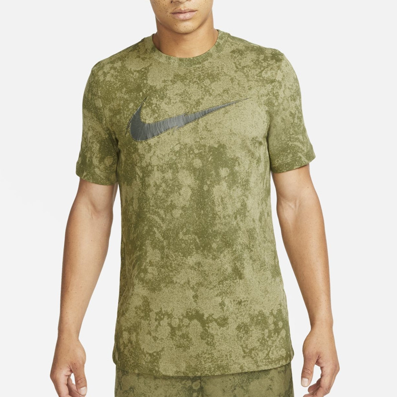 BAJU TRAINING NIKE Dri-FIT Tee Stry Pck Hldy