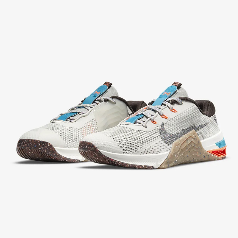 SEPATU TRAINING NIKE Metcon 7