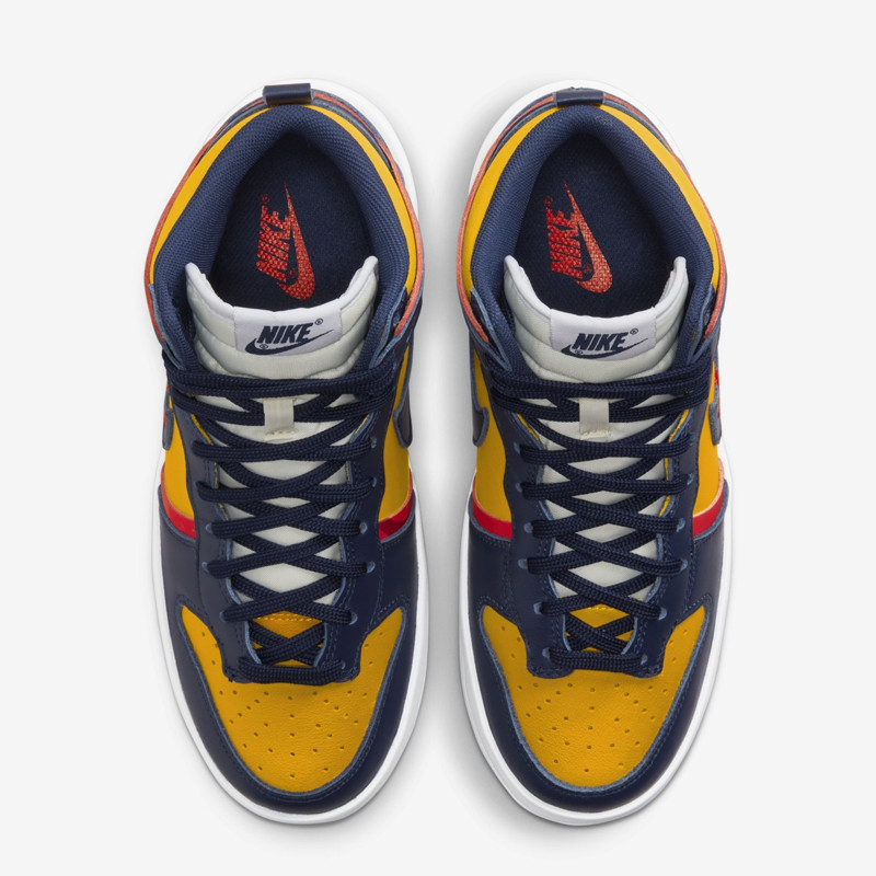 SEPATU SNEAKERS NIKE Wmns Dunk High Up