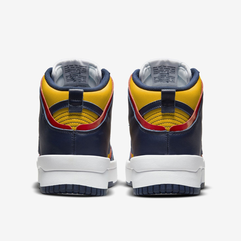 SEPATU SNEAKERS NIKE Wmns Dunk High Up