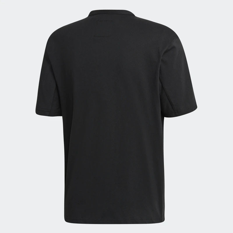 BAJU SNEAKERS ADIDAS Originals Kaval Tee