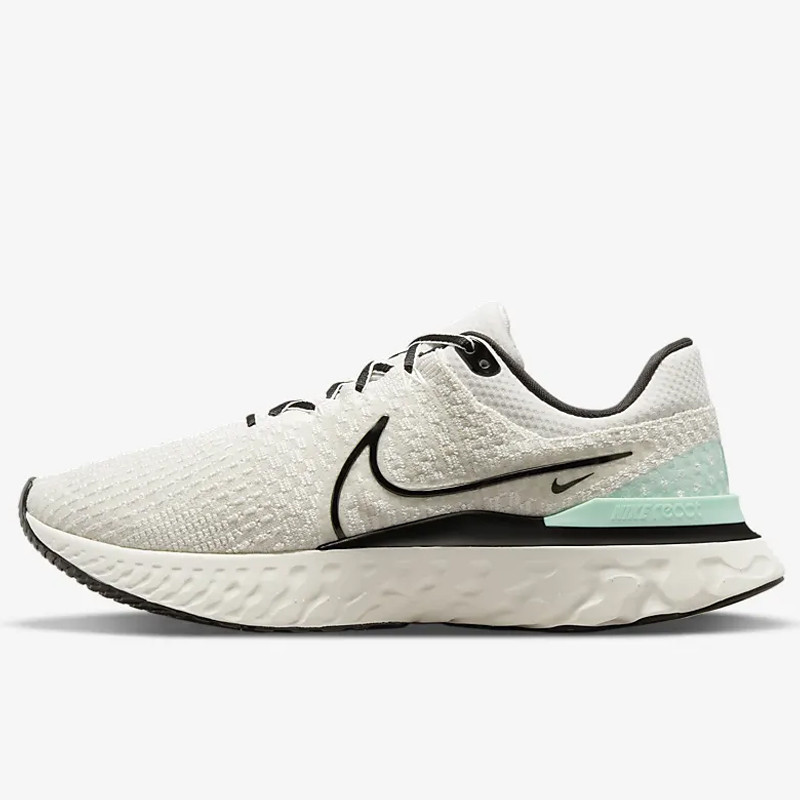 Sepatu Flyknit One Of One Sepatu Lari Pria Nike Air Vapormax