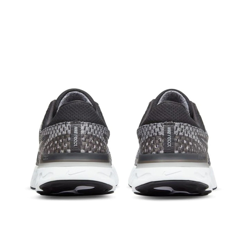 SEPATU LARI NIKE React Infinity Run Flyknit 3