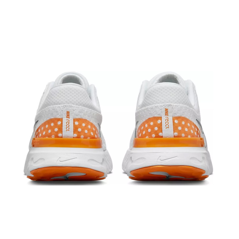 SEPATU LARI NIKE React Infinity Run Flyknit 3