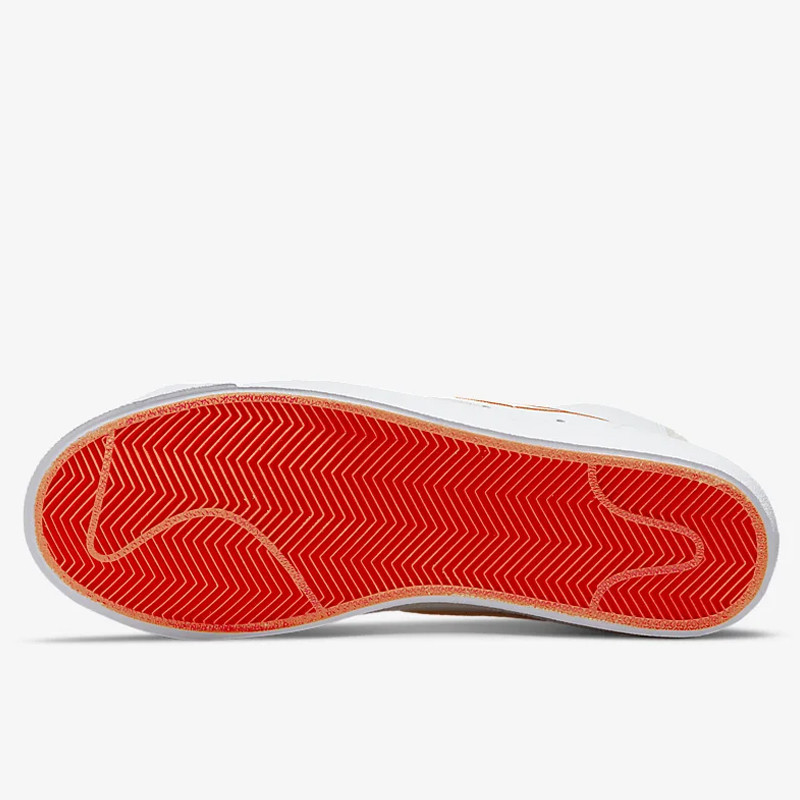 SEPATU SNEAKERS NIKE Wmns Blazer Mid '77 SE