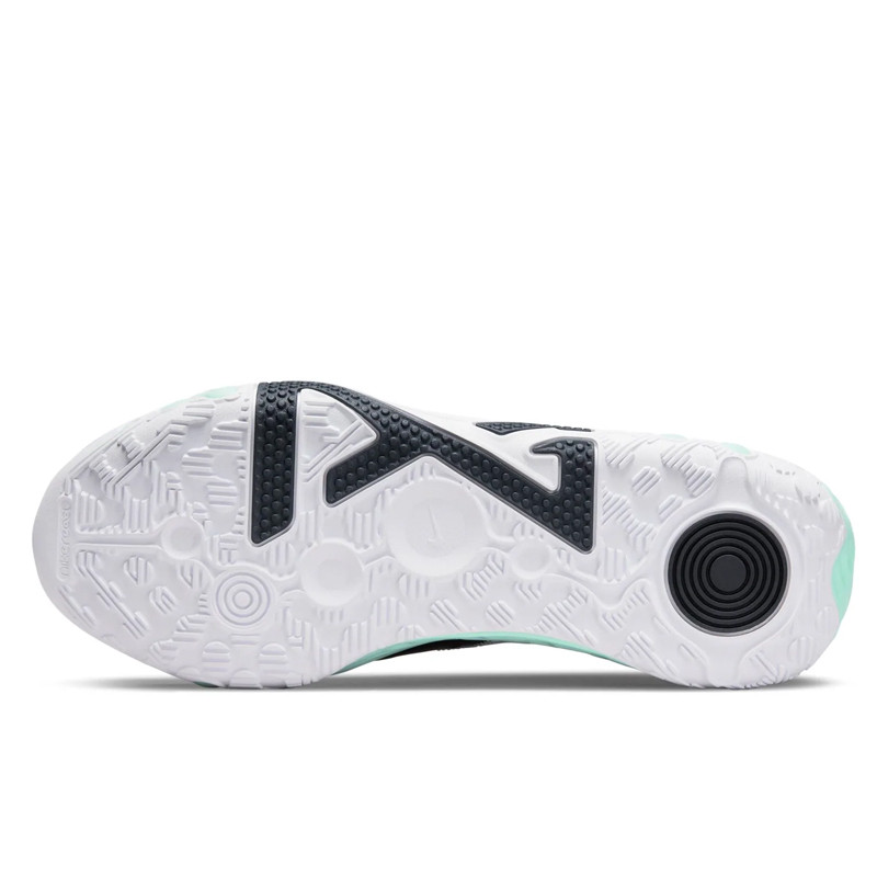 SEPATU BASKET NIKE PG 6 EP