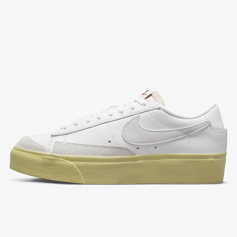 SEPATU SNEAKERS NIKE Wmns Blazer Low Platform