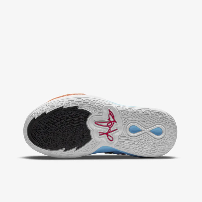 SEPATU BASKET NIKE Kyrie 8 SE GS