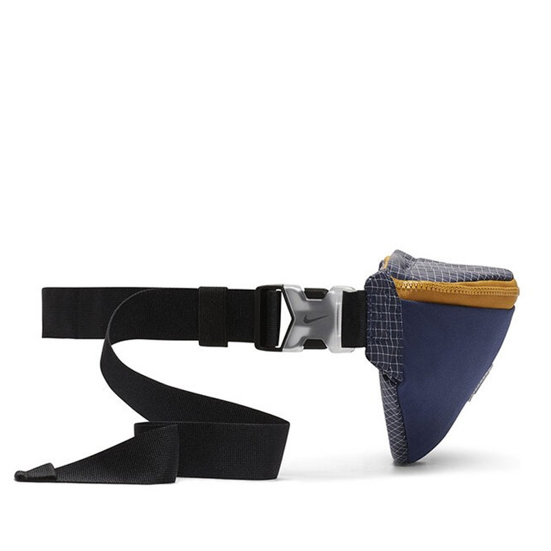 TAS SNEAKERS NIKE HERITAGE HIP PACK