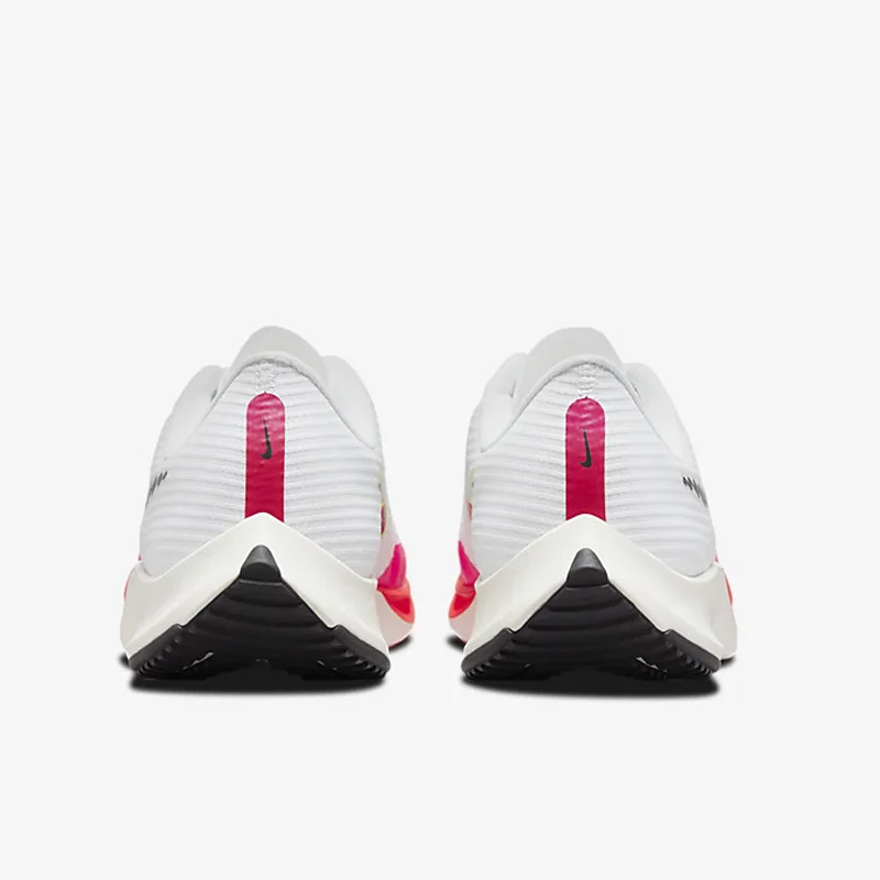 SEPATU LARI NIKE Air Zoom Rival Fly 3