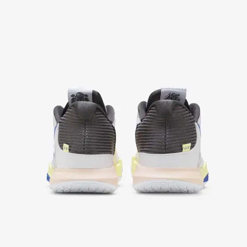 SEPATU BASKET NIKE Kyrie Low 5