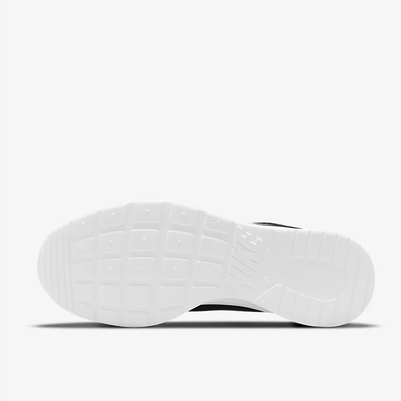 SEPATU SNEAKERS NIKE Wmns Tanjun
