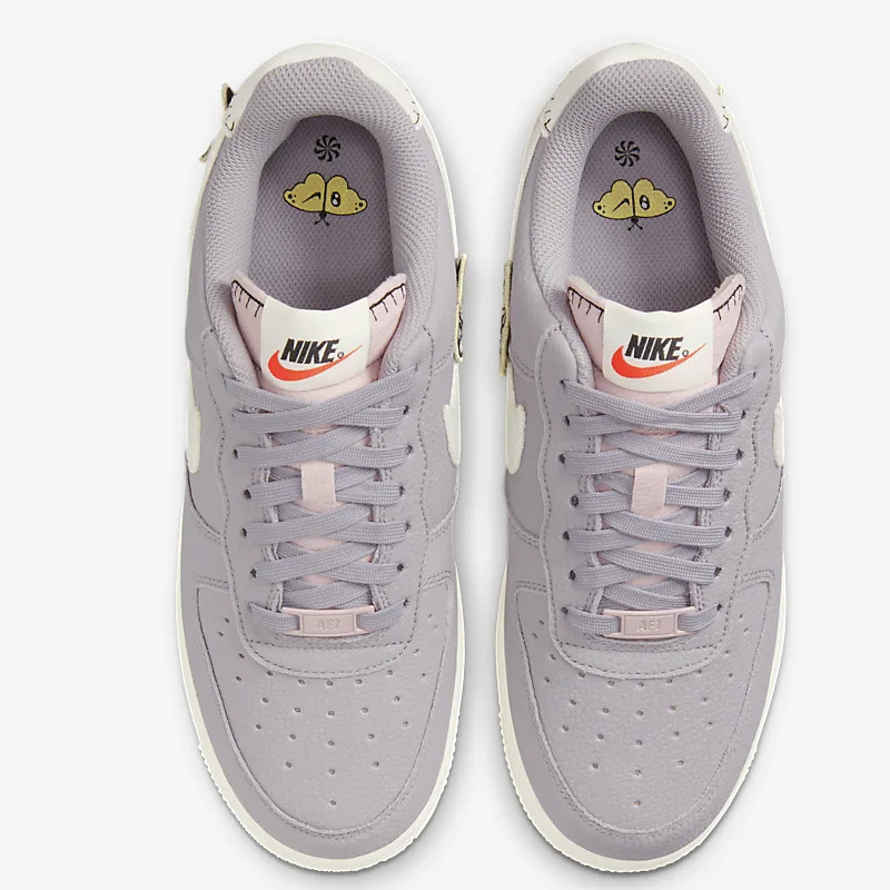 SEPATU SNEAKERS NIKE Wmns Air Force 1 '07 SE