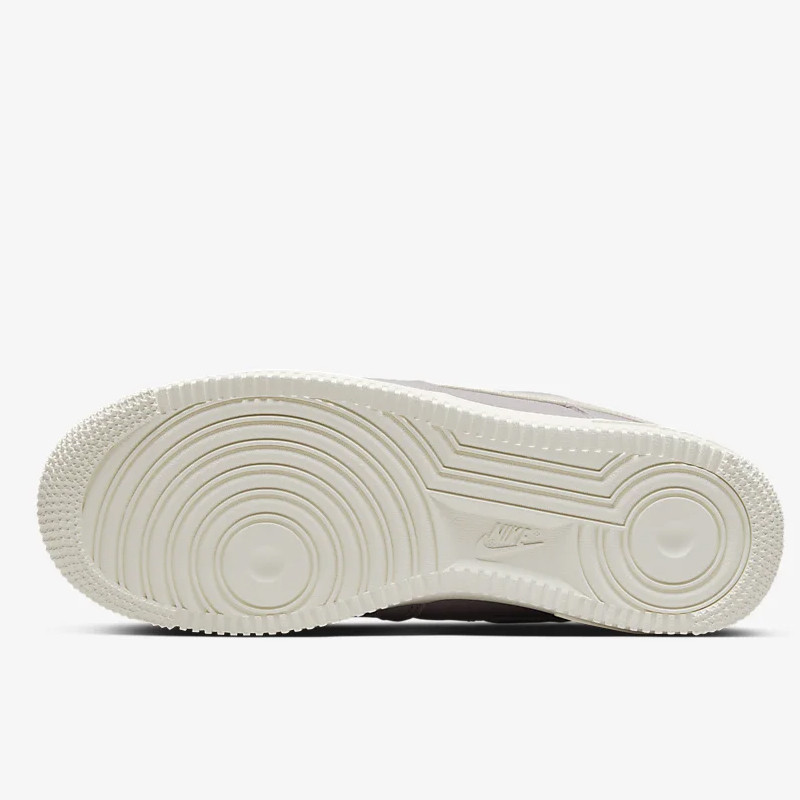 SEPATU SNEAKERS NIKE Wmns Air Force 1 '07 SE