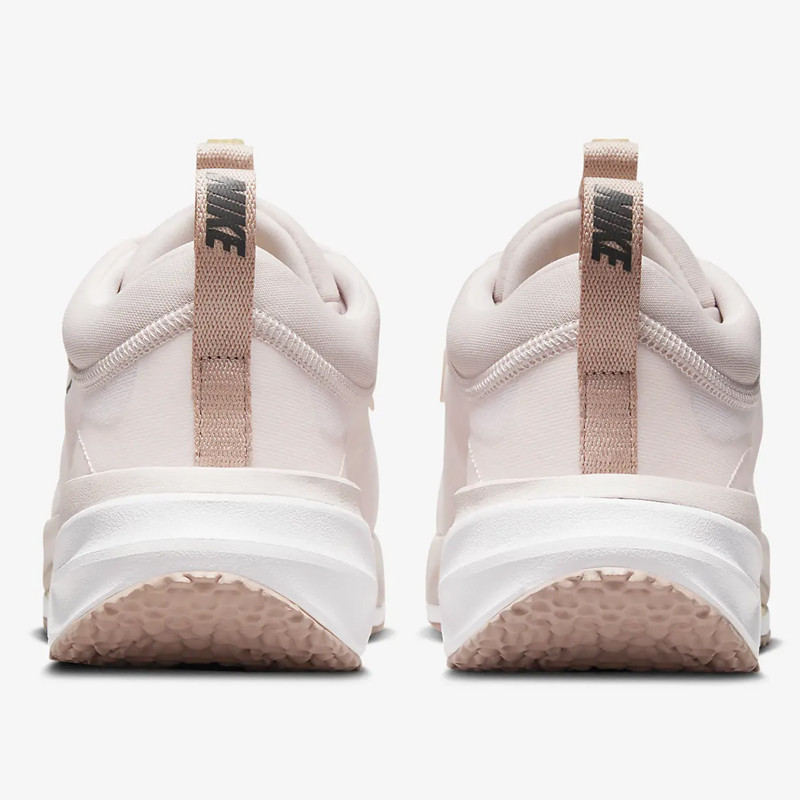 SEPATU LARI NIKE Wmns Spark