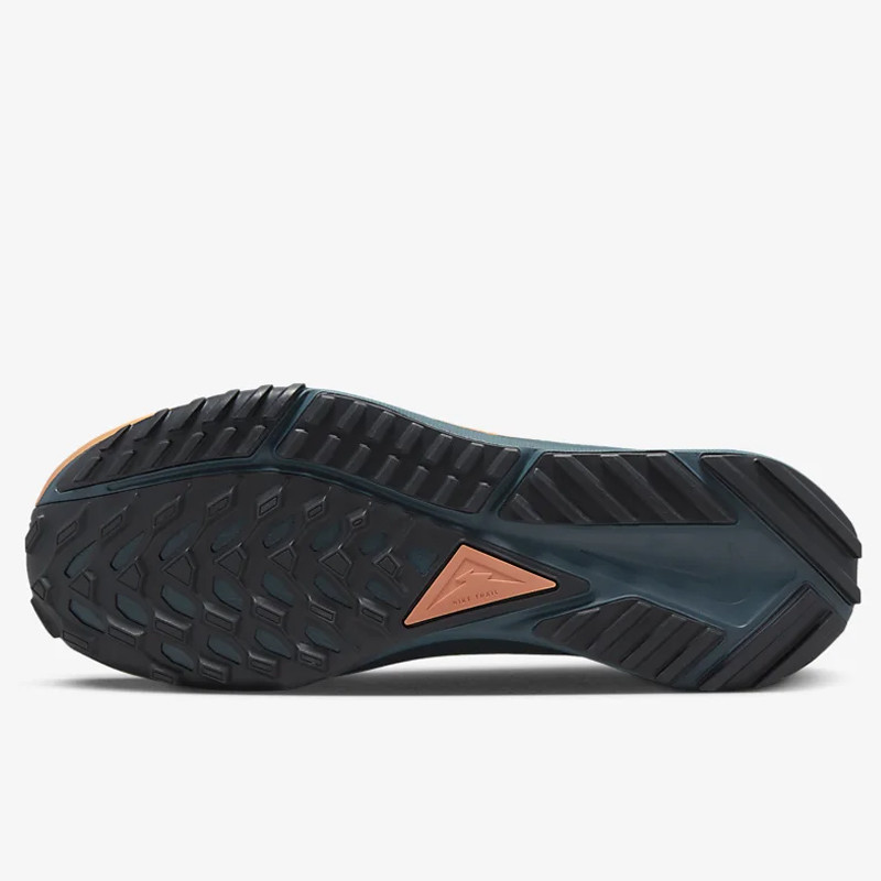 SEPATU TRAIL NIKE Pegasus Trail 4 GORE-TEX