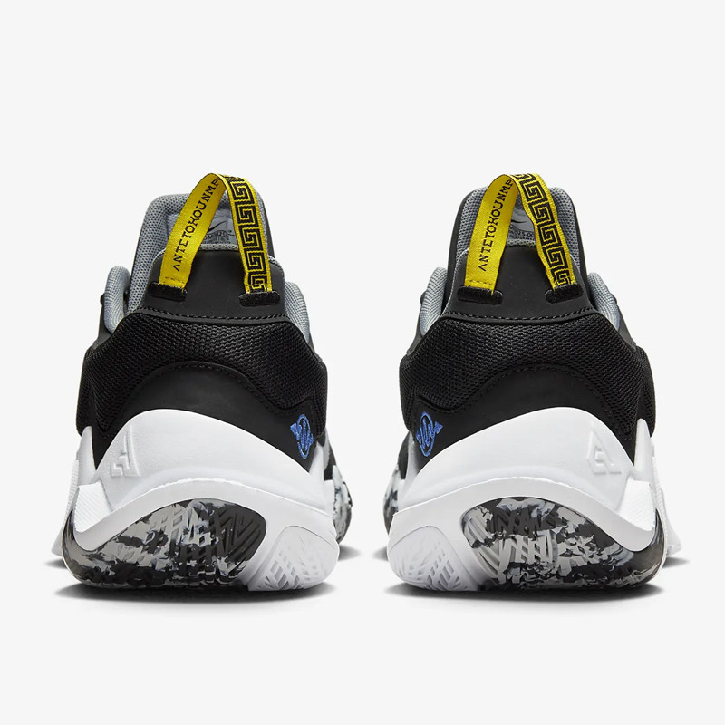 SEPATU BASKET NIKE Giannis Immortality 2