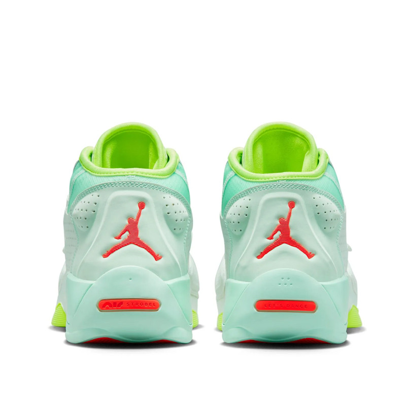 SEPATU BASKET AIR JORDAN Zion 2 PF