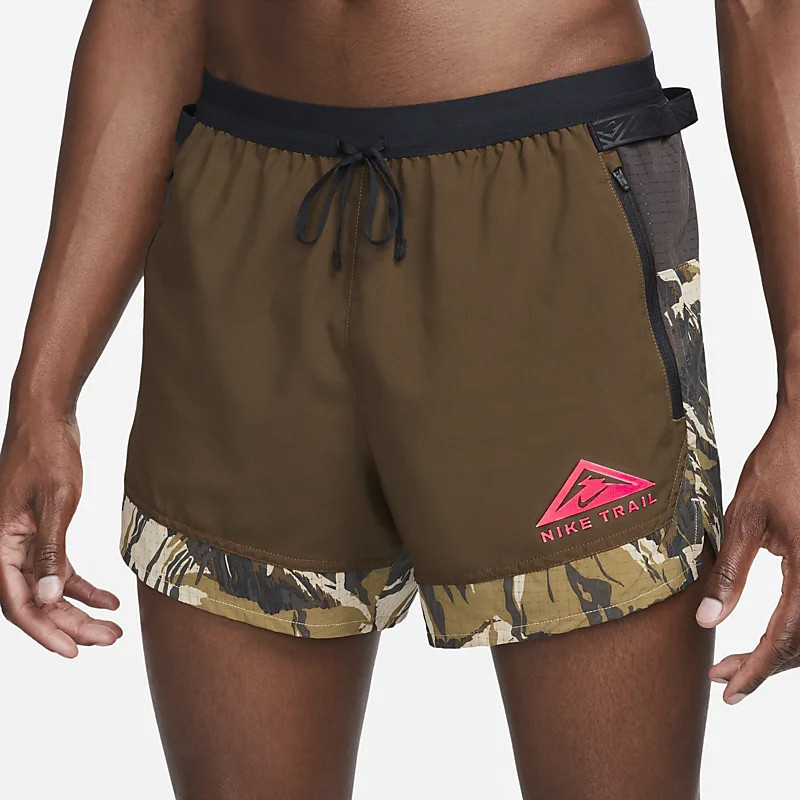 Jual CELANA LARI Pria NIKE Dri-FIT Flex Stride Inch Shorts Brown