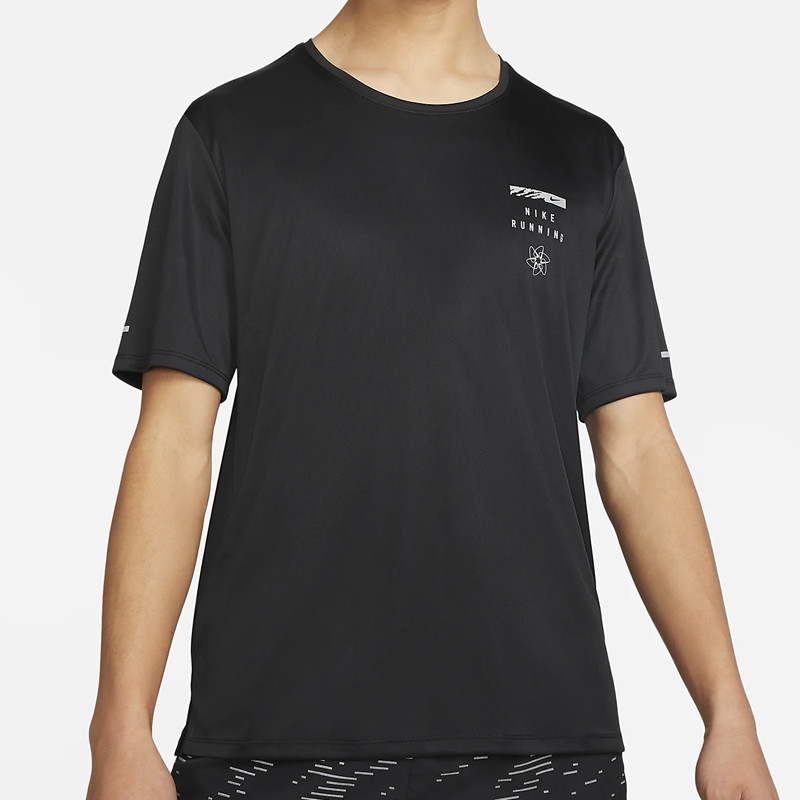BAJU LARI NIKE Dri-FIT UV Run Division Miler Tee