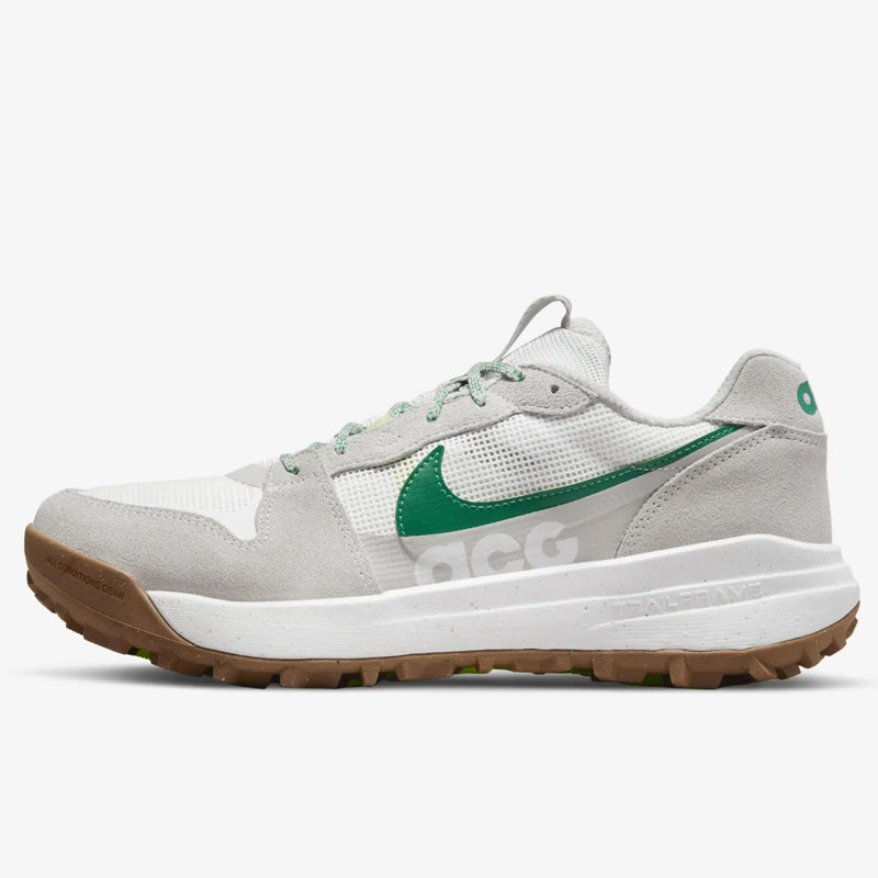 SEPATU TRAIL NIKE ACG Lowcate