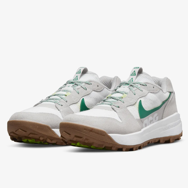 SEPATU TRAIL NIKE ACG Lowcate