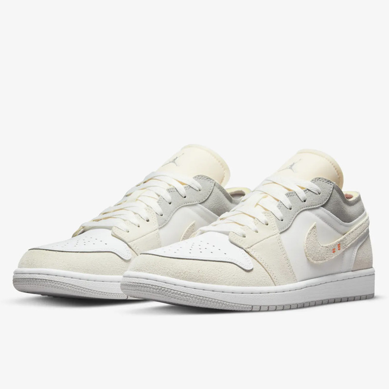 SEPATU BASKET AIR JORDAN AJ 1 Low Inside Out