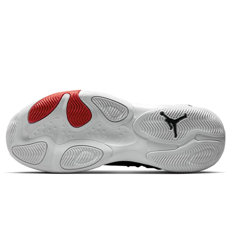 SEPATU BASKET AIR JORDAN Max Aura 4