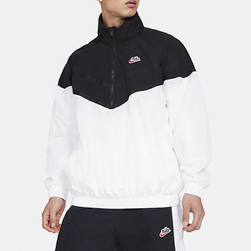 BAJU LARI NIKE NSW HE WR+ LND HZ HD Jacket