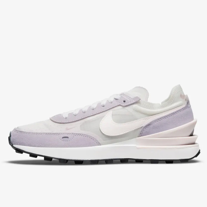 Sepatu Sneakers Nike Wmns Waffle One Sail