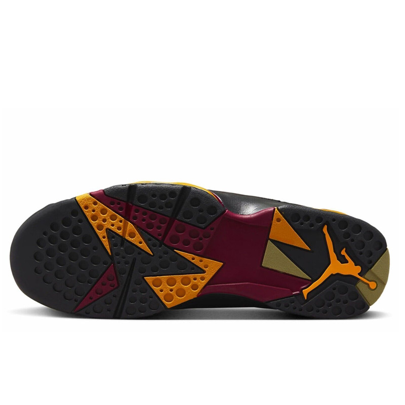 SEPATU BASKET AIR JORDAN AJ 7 Retro SE