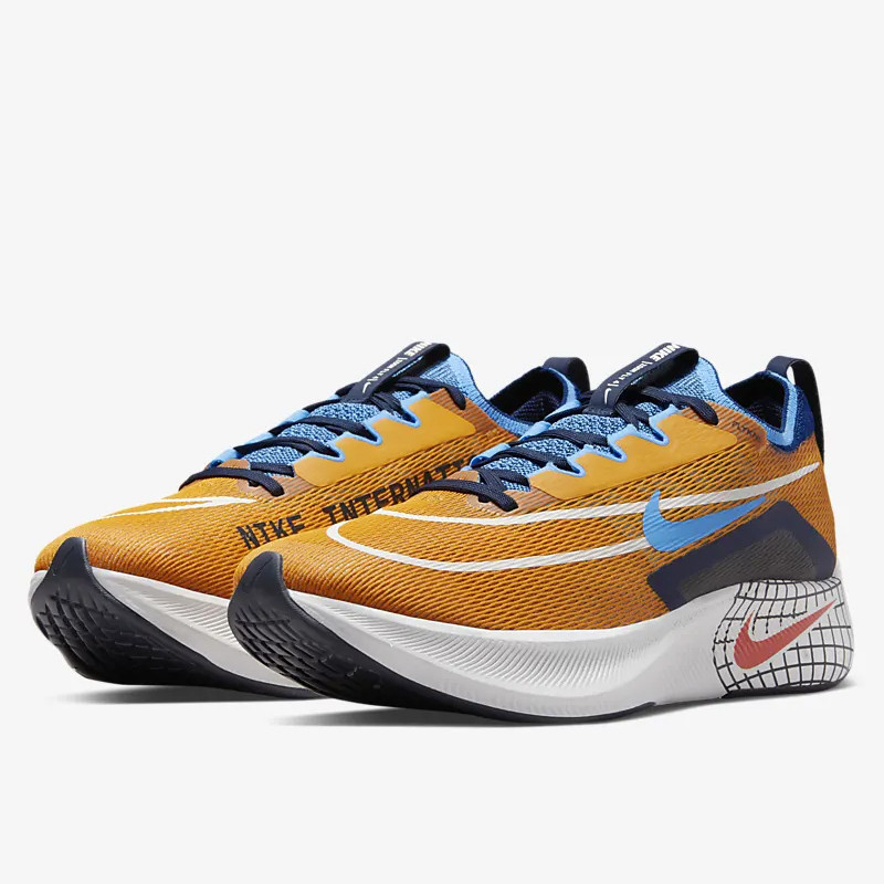 SEPATU LARI NIKE Zoom Fly 4 PRM