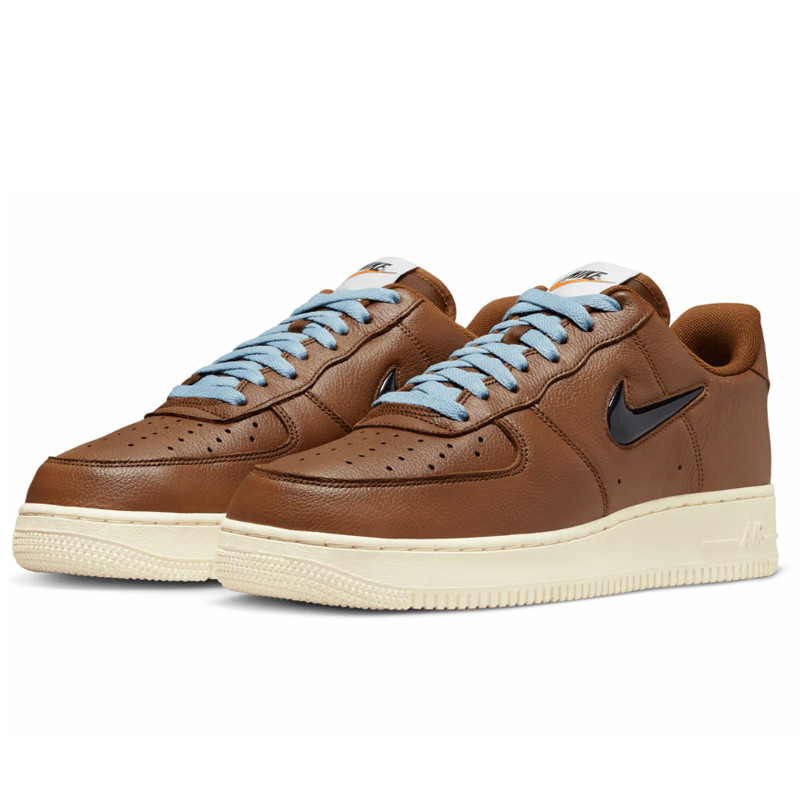 SEPATU SNEAKERS NIKE AIR FORCE 1 07 PRM VNTG