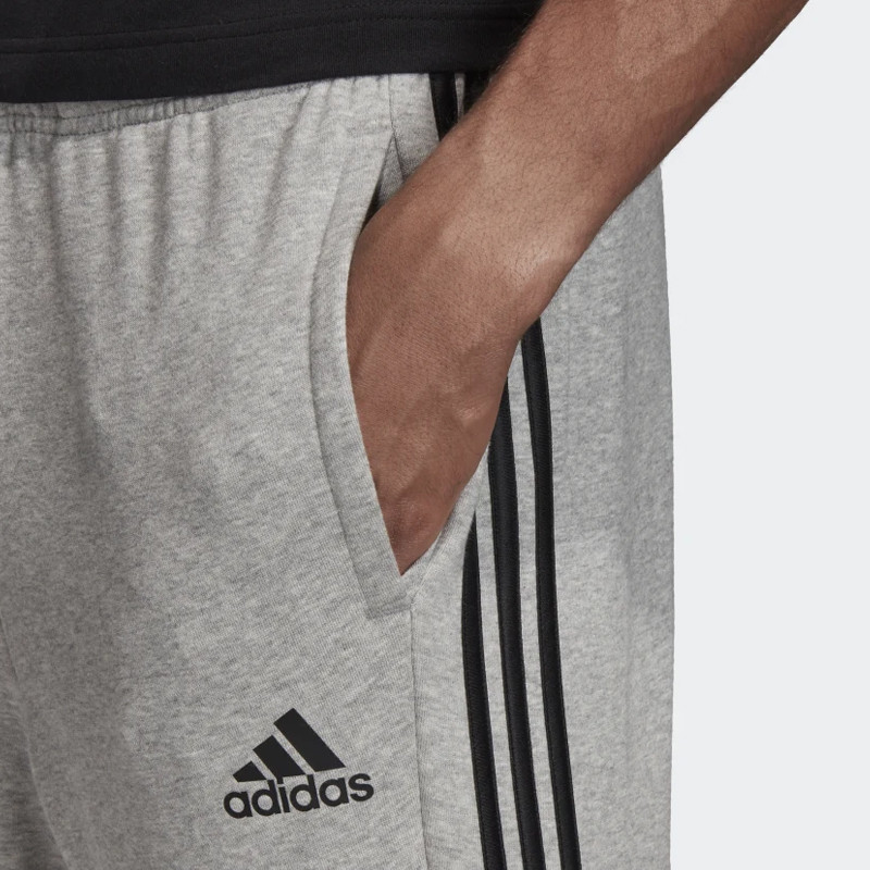 CELANA TRAINING ADIDAS Must Haves 3-Stripes Tiro Pants