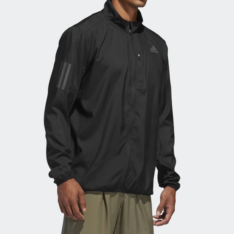 BAJU LARI ADIDAS Own The Run Jacket