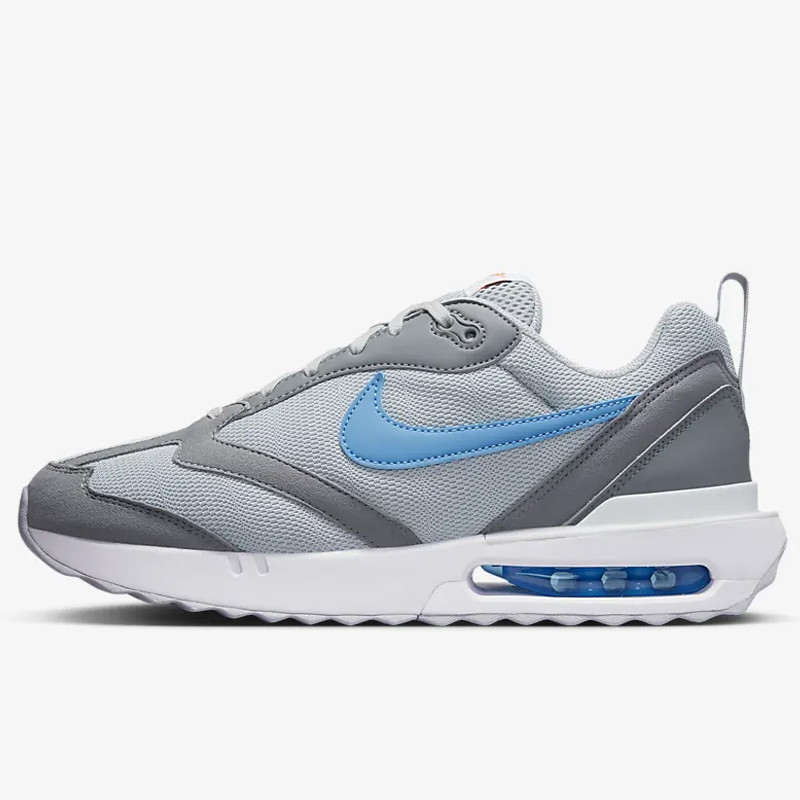 SEPATU SNEAKERS NIKE Air Max Dawn