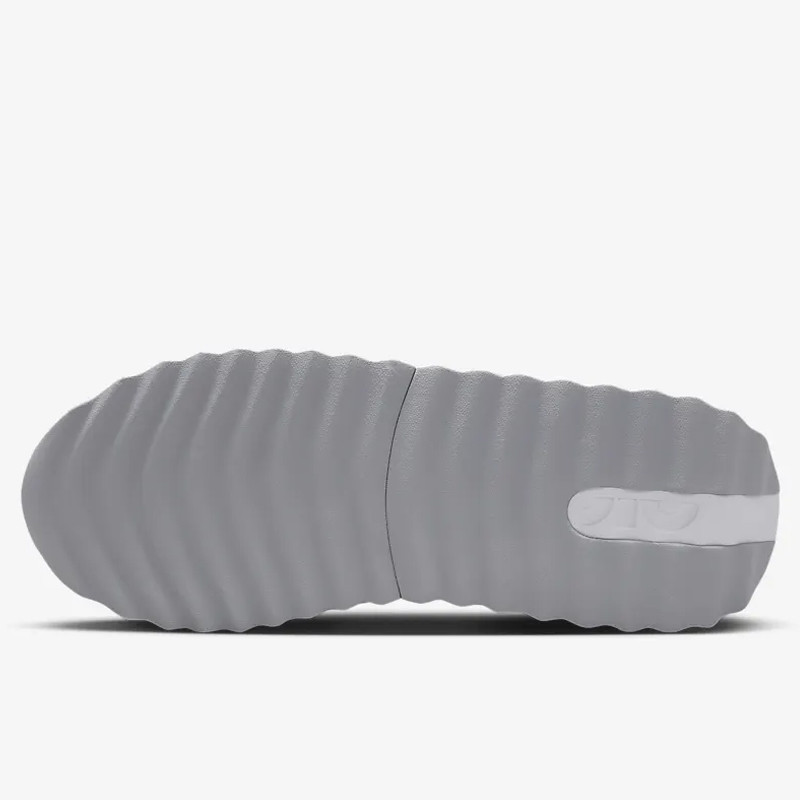 SEPATU SNEAKERS NIKE Air Max Dawn