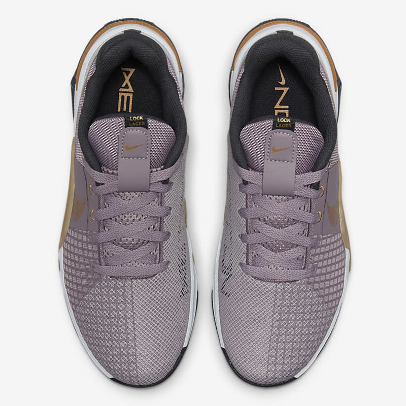 SEPATU TRAINING NIKE Wmns Metcon 8 PRM