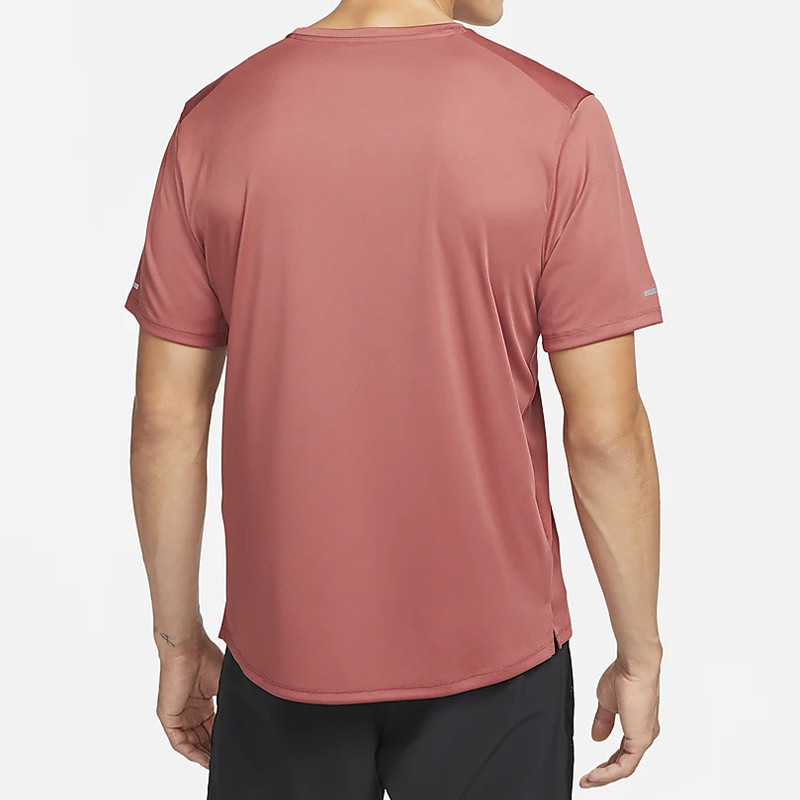 BAJU LARI NIKE Dri-FIT UV Miler Run Division Tee