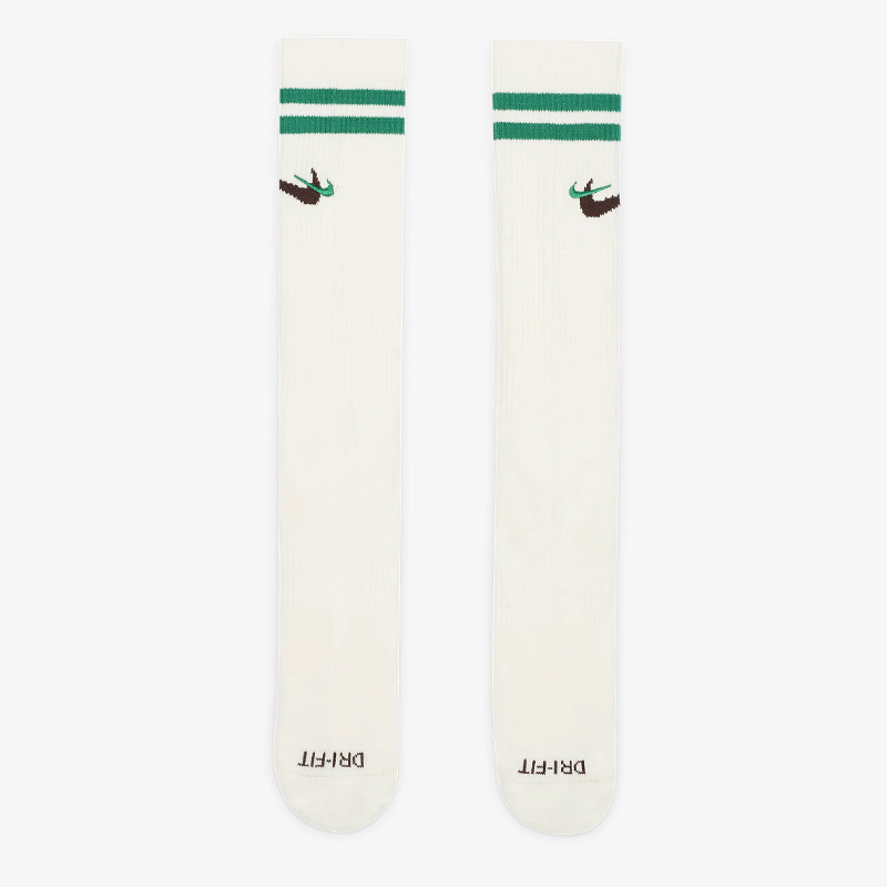 KAOS KAKI BASKET NIKE Everyday Plus Force Socks