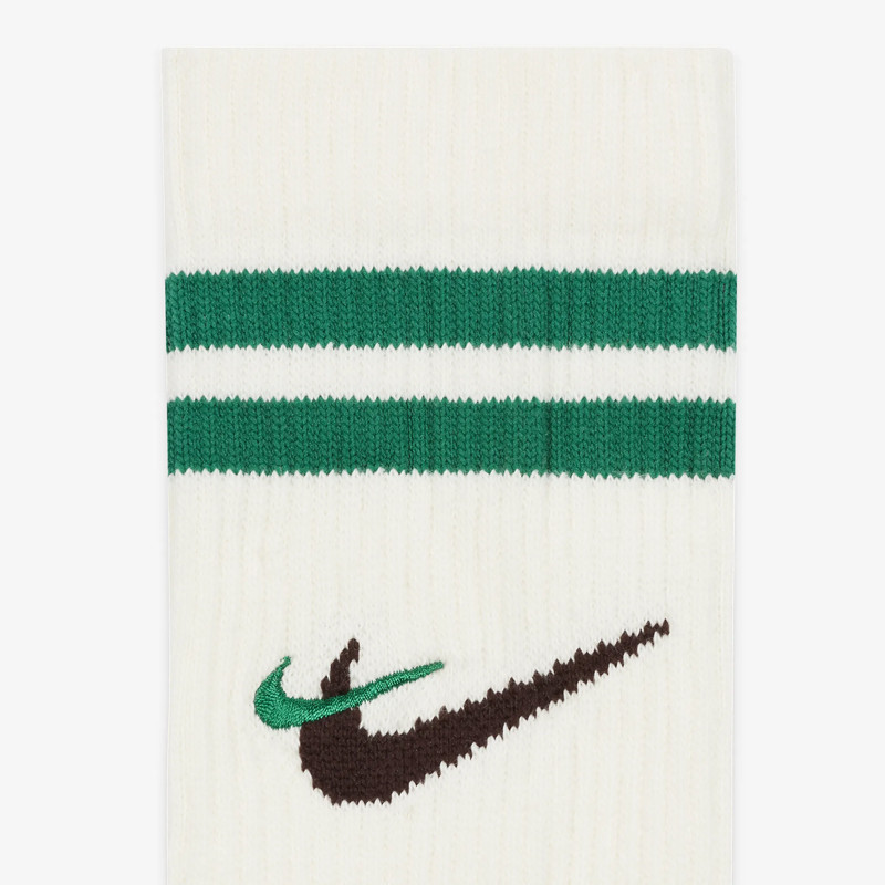 KAOS KAKI BASKET NIKE Everyday Plus Force Socks