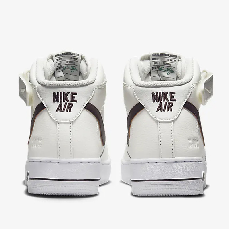 SEPATU SNEAKERS NIKE Air Force 1 Mid '07 LV8