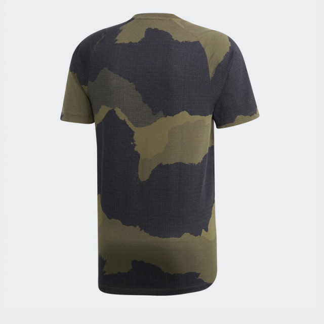 BAJU TRAINING ADIDAS Freelift Tech Camouflage Graphic Tee