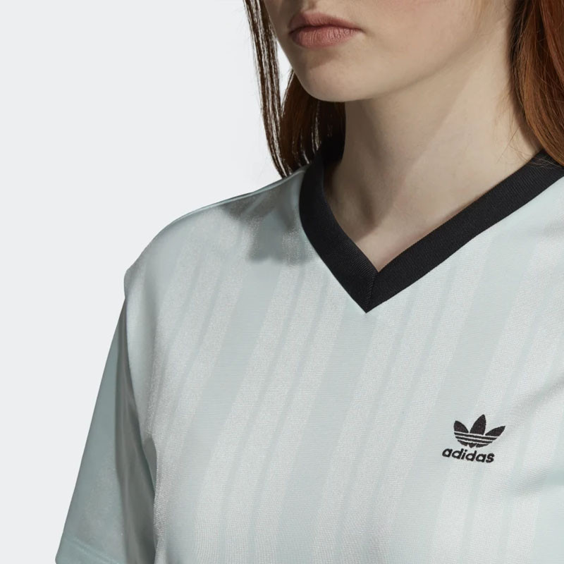 BAJU SNEAKERS ADIDAS Originals Wmn Regular Tee