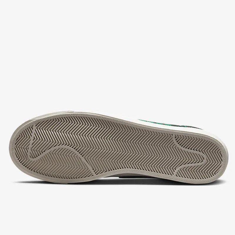 SEPATU SNEAKERS NIKE Blazer Low '77 PRM Plaid