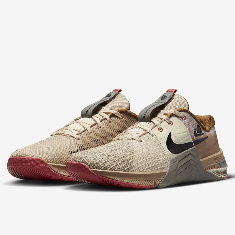 SEPATU TRAINING NIKE Metcon 8 AMP