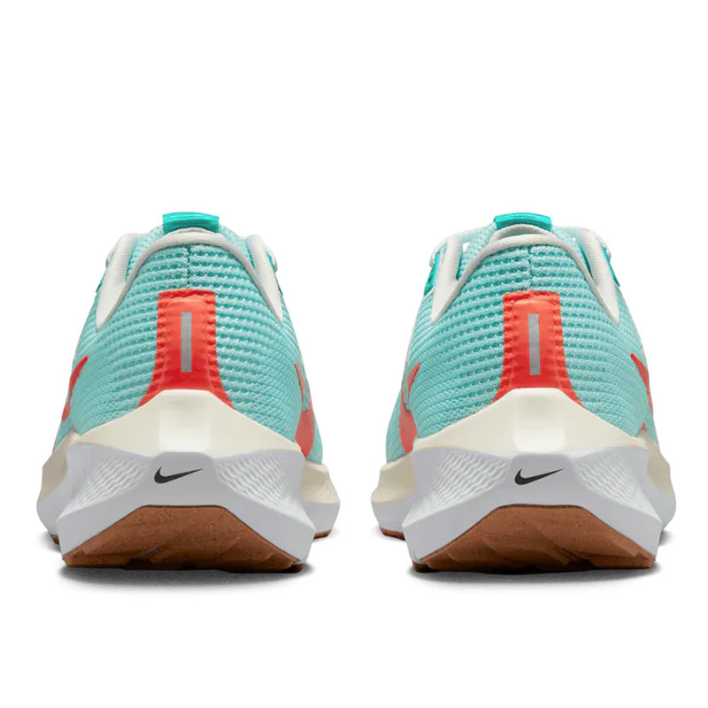 SEPATU LARI NIKE Wmns AIR Zoom Pegasus 40